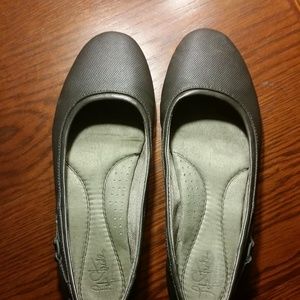 Lifestrides 9.5 ballet shoes